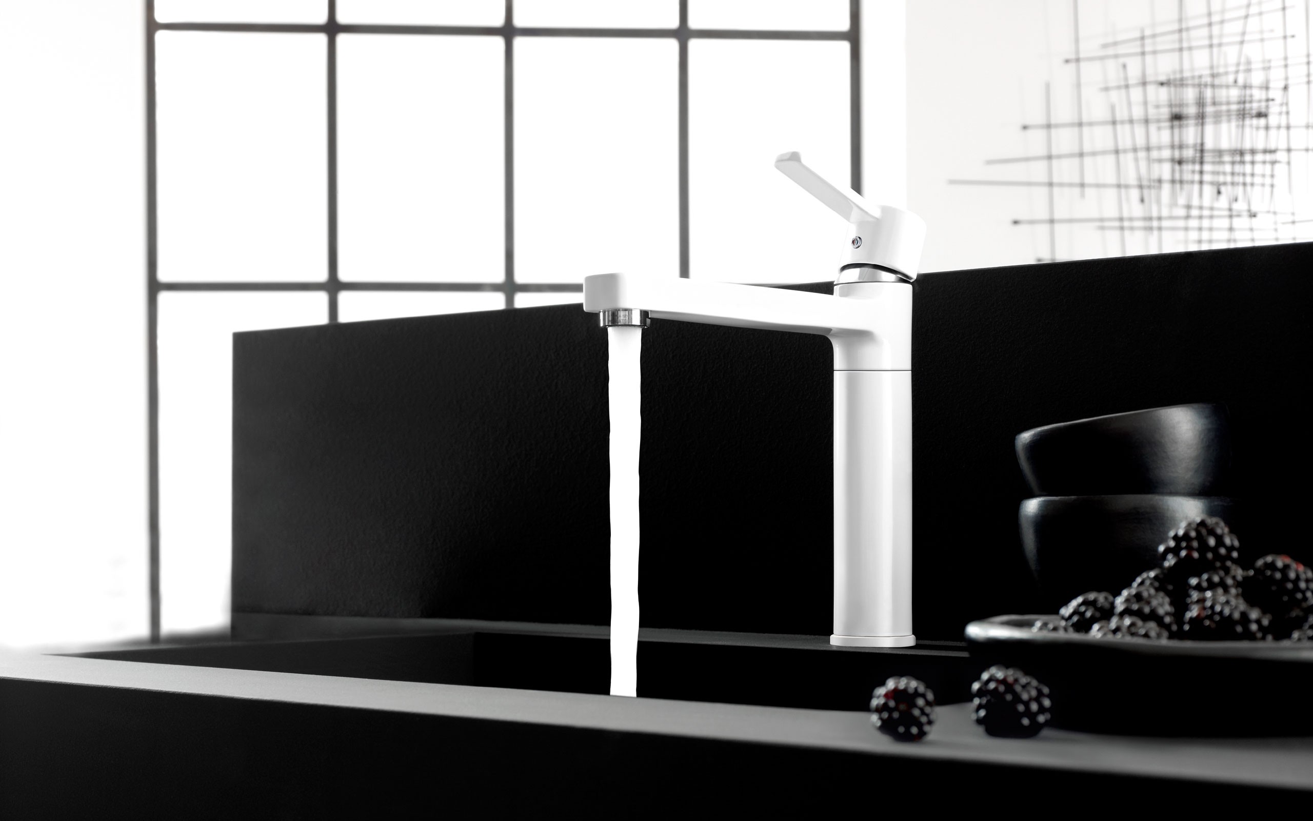 KLUDI ZENTA BLACK&WHITE Кухня